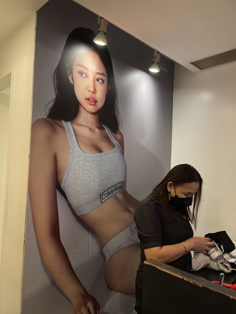 #Jennie Kim made me drop some money here at #CalvinKlein