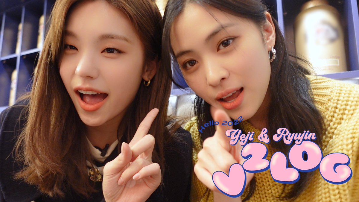 ITZYFrance_FAN's tweet photo. 「 🦄 」 05.05.2022 ▸ #ITZYOUTUBE
✨ ITZY V2LOG : Hello 2022 ✨
Le dixième V2LOG avec #Yeji et #Ryujin est maintenant disponible sur Youtube !!
📎 https://t.co/RaamvcT7zM
Profitez bien ! 😜
#V2LOG
#Yeji #예지 #Ryujin #류진
#ITZY #있지 #MIDZY #믿지
——
© Youtube | Itzy France https://t.co/c3hLKkXvk5