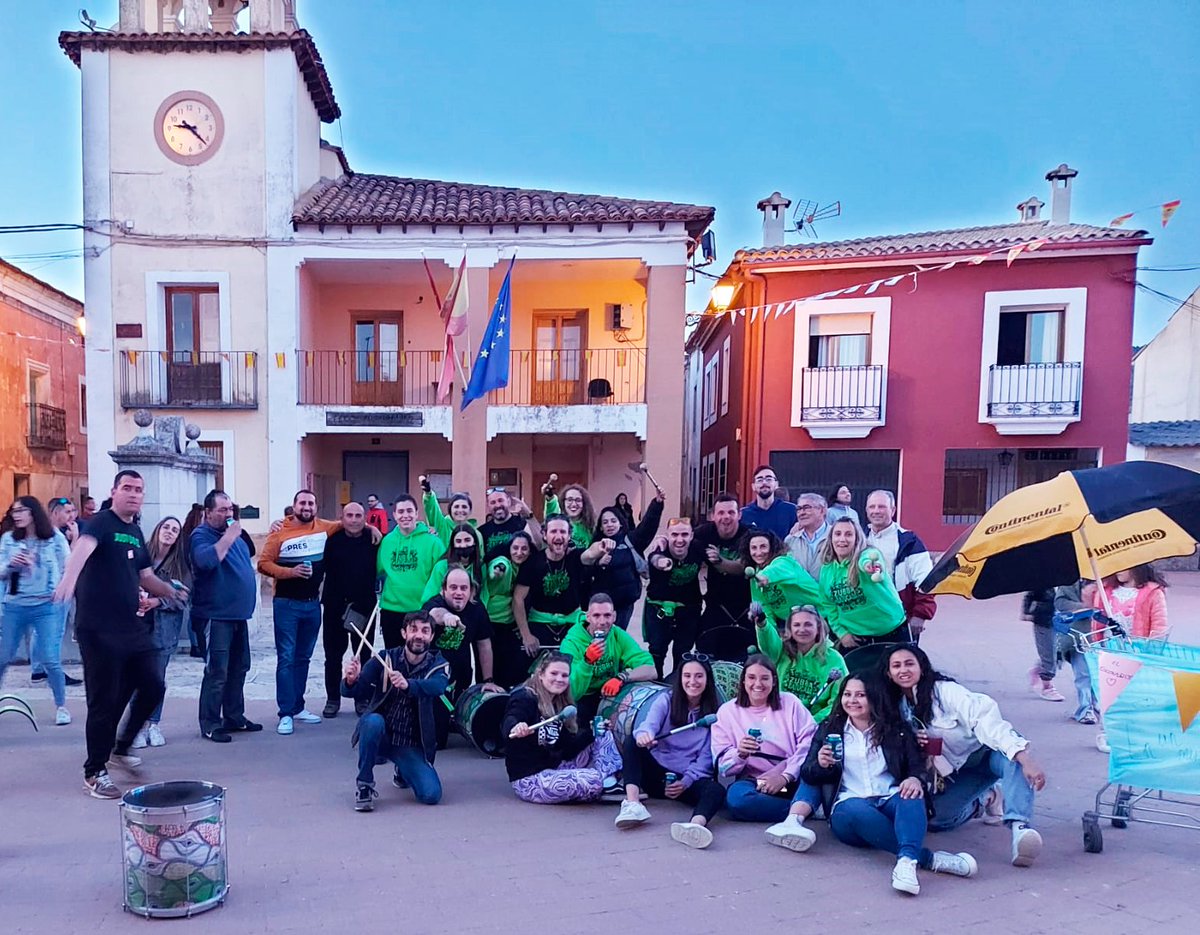 zubba_batucada's tweet photo. Buena tarde de #fiesta y #batucada la que pasamos ayer por tierras conquenses en #Alcantud 🥁💃🎉🎶
👉 ¡Vivan las fiestas de los pueblos! https://t.co/YC0IOcCx8k