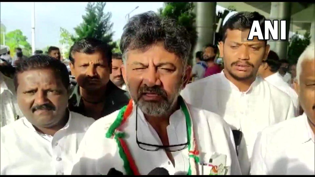 INCDharwadRural's tweet image. Is CM Post of Karnataka saleable ?

We are not asking for anyone's resignation. Let them (BJP) ask him who had said that Rs 2500 Crores was offered to him for CM post: Sh. @DKShivakumar 

It's serious allegations against @BJP4Karnataka government. 

#BJPCorruptionFiles