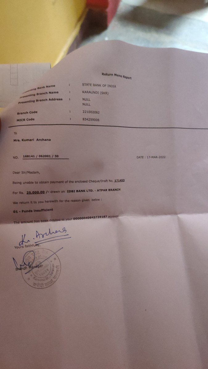 UpVnsIndia's tweet photo. @IDBI_Bank  this Guy give me Check 25000Rs 2times baunce, dishonour please Help Me What I Do Alok Singh is Fraud guy. https://t.co/69UWy2EsQm