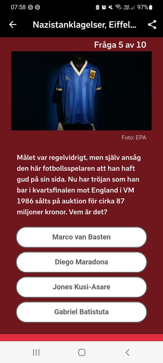 MolinEdlund's tweet photo. Från SVTs veckoquiz, alternativen: 3 världsapelare och en LEGEND https://t.co/llA4HnWHB3