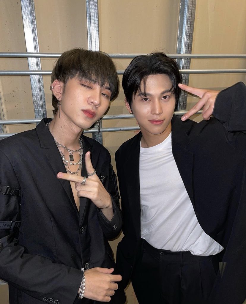 [📷]

🗓 220506

lll.noel’s ig :

📎: instagram.com/p/CdOF1i8PPy4/…

เพียงแค่แมวมันก็ชอบร้อง เพียงแค่มองมันก็ชอบแล้ว 😆

#กุกฮอน #김국헌 #국헌 #KOOKHEON
