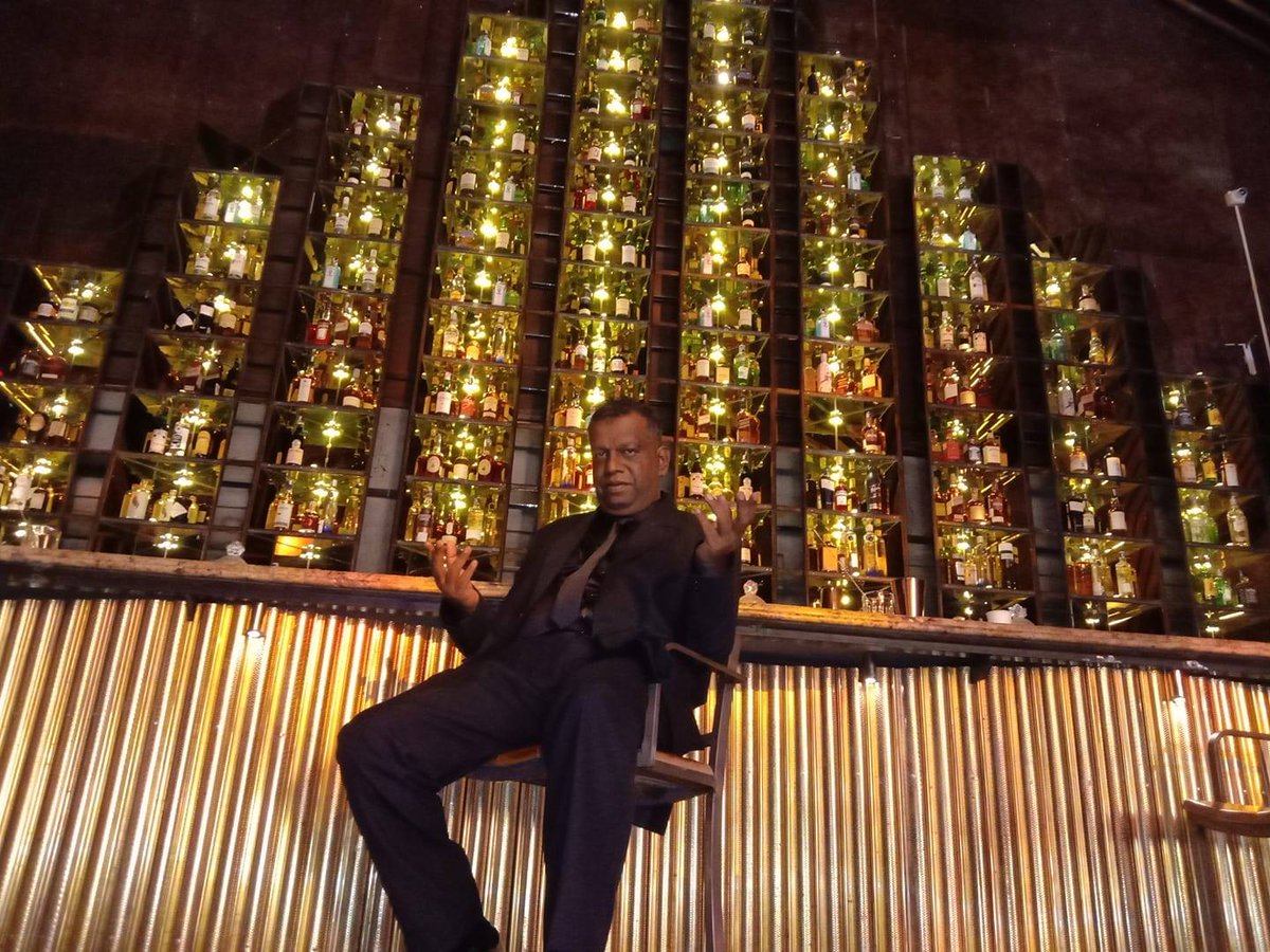 He made the word MONSTER feel truly monstrous!!

Let his soul rest in peace.....

Senior actor Mohan Juneja is no more.....