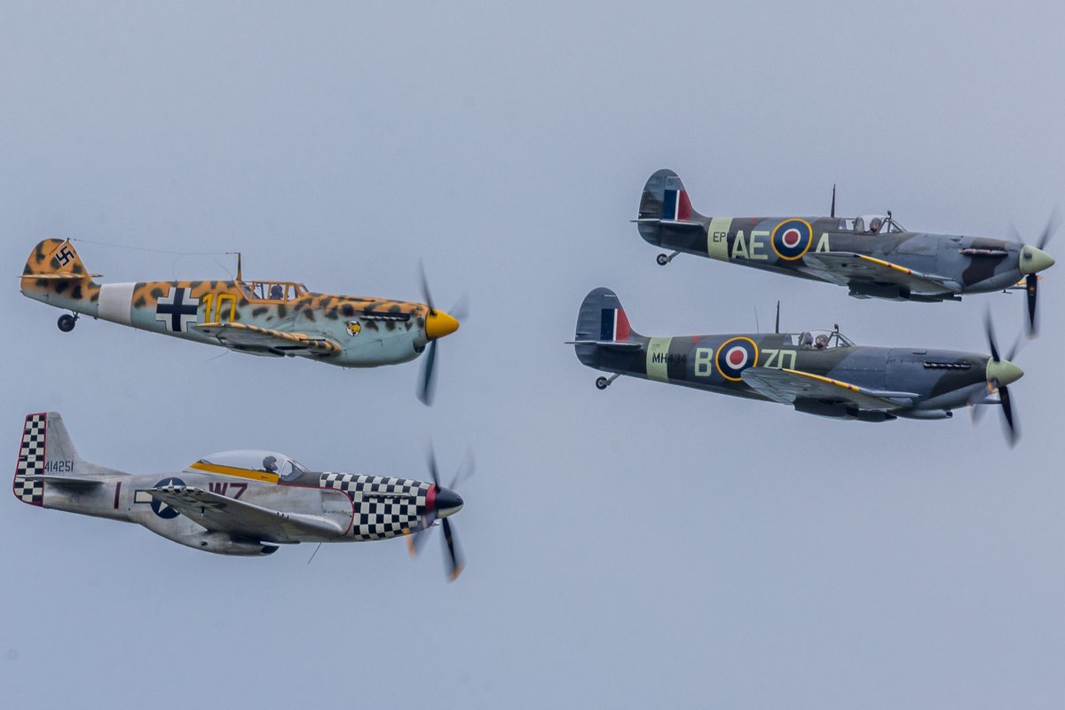 ShutterbugWGC's tweet photo. What a formation! ⁦@SpitfireFilly⁩ ⁦@SocietySpitfire⁩ ⁦@FlyPastMag⁩ ⁦@Love4aviation⁩ ⁦@IWMDuxford⁩ #AvGeek #Formation #AviationPhotographer #Airshows #FlyingDays https://t.co/XH1jnYn1Sz