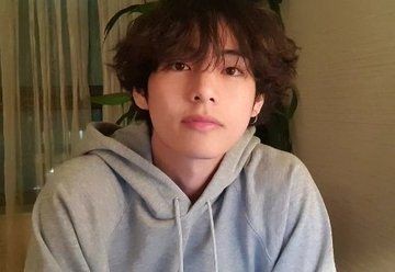 ggreeline's tweet photo. #kookv ау, в котором у тэхена течка, а чонгук очень внимательный альфа https://t.co/izw5IJpAGZ