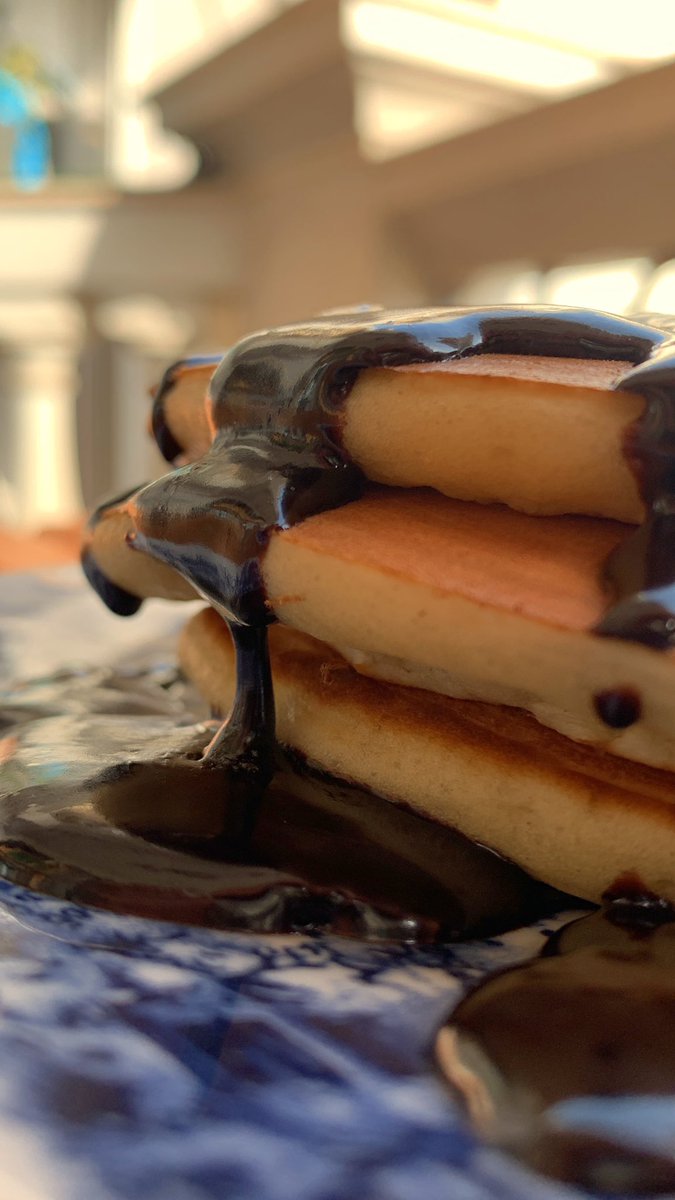 Imcuriousabout4's tweet photo. Today’s breakfast: chocolate pancakes 🥞 https://t.co/zR2EsnRfGo
