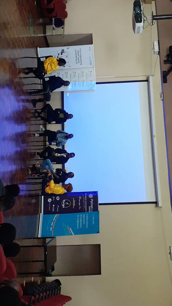 vee_mj's tweet image. Panel discussion #PyConKE2022 Day 2🥳 #pyconke #Python #DataScientist