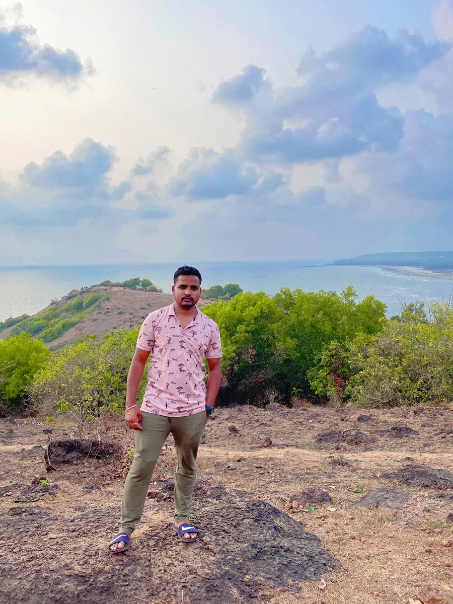 AnweshkuNayak's tweet photo. The times I spend in nature are some of the moments I feel most alive.😊
.
.
#goadiaries #goa #ilovegoa #goalife #nature #love #anwesh #newpic #MultiverseOfMadness https://t.co/xJJAYQPZo7