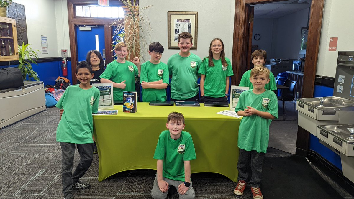 haleystamey's tweet photo. Leicester Showcase was a success!
#MinecraftStudentAmbassadors
@PlayCraftLearn https://t.co/NpwvAsulMK