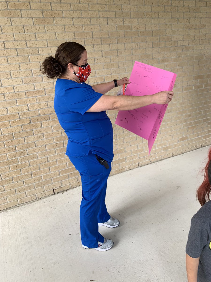 KentonineC's tweet photo. We love our Nurse and our Cafeteria Heroes!@NISDGlenoaks https://t.co/X1TZLh51KY