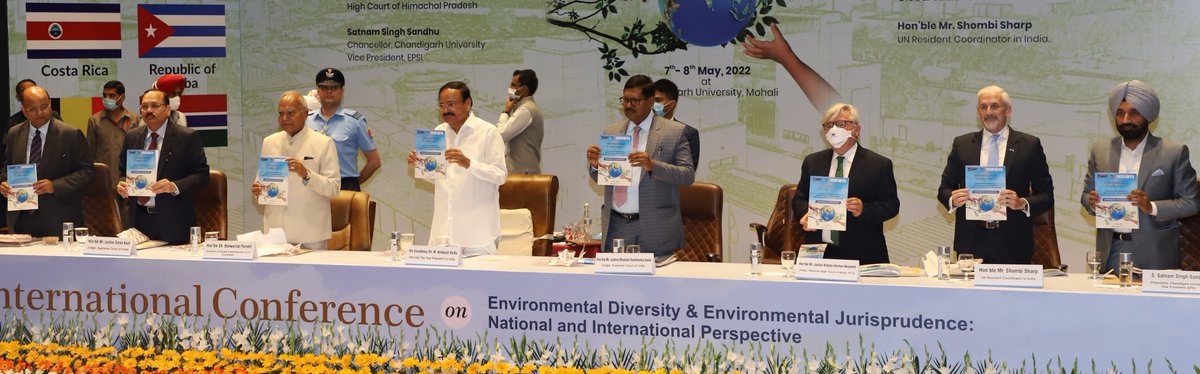 satnamsandhuchd's tweet photo. Today, I am honored to share that Chandigarh University hosted the International Conference on “Environmental Diversity &amp; Environmental Jurisprudence” in the presence of Hon'ble Vice President of India, Sh M. Venkaiah Naidu &amp; esteemed dignitaries from India &amp; abroad https://t.co/fY8XXb4PFv