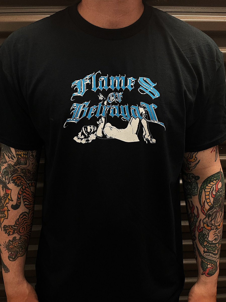 theflamezof's tweet photo. Jacksonville TONIGHT! We'll have shirts and copies of TRROH on all formats. 🏄🏻‍♂️

Design by @sammirzadeh https://t.co/4AQZO953Zu