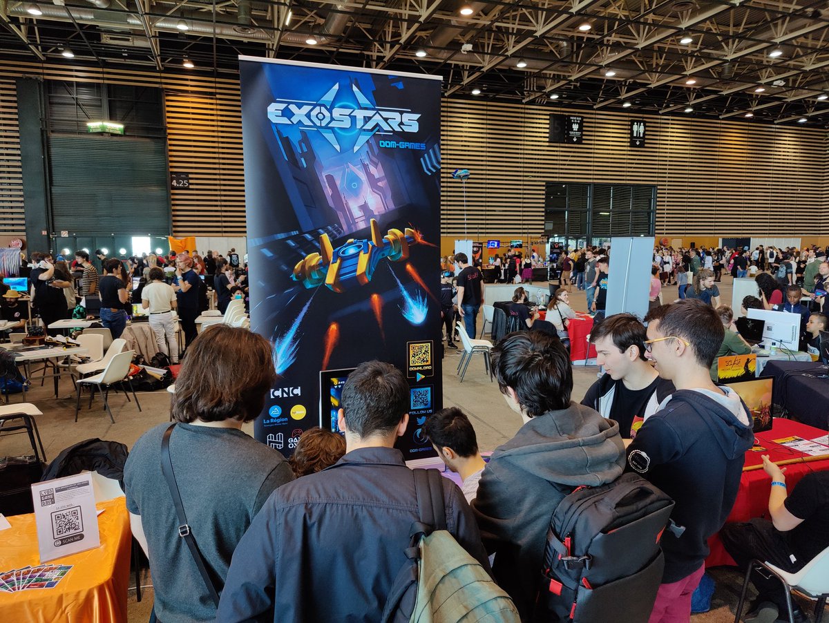 mana_oomgames's tweet photo. It's been a while! We're at @Japan_Touch this weekend and here are our first players! If you're around come and try our game #Exostars !

#JapanTouchHaru2022 https://t.co/zsY6NNMmI4