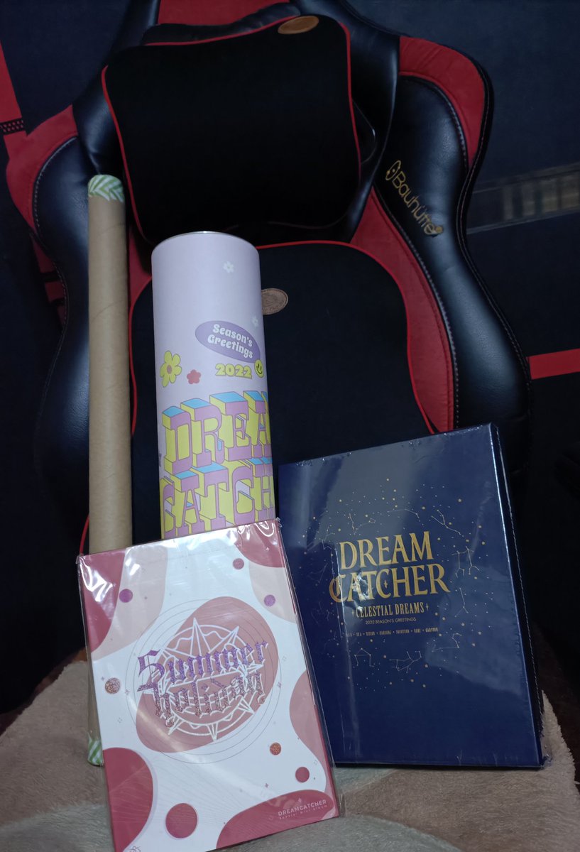 dream7chsr's tweet photo. @mltiplxnet Thanks sa DC merch, first time ko bumili. I'm so happy 😍 https://t.co/leRzFFakKD
