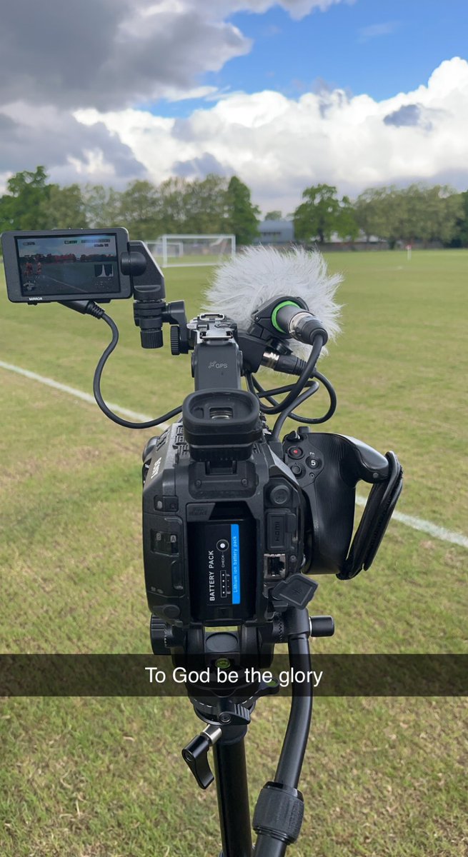 afilmhead's tweet photo. Filming in progress.
#london #Filmmaker #sonyfs5 https://t.co/eTD3dnr8IV