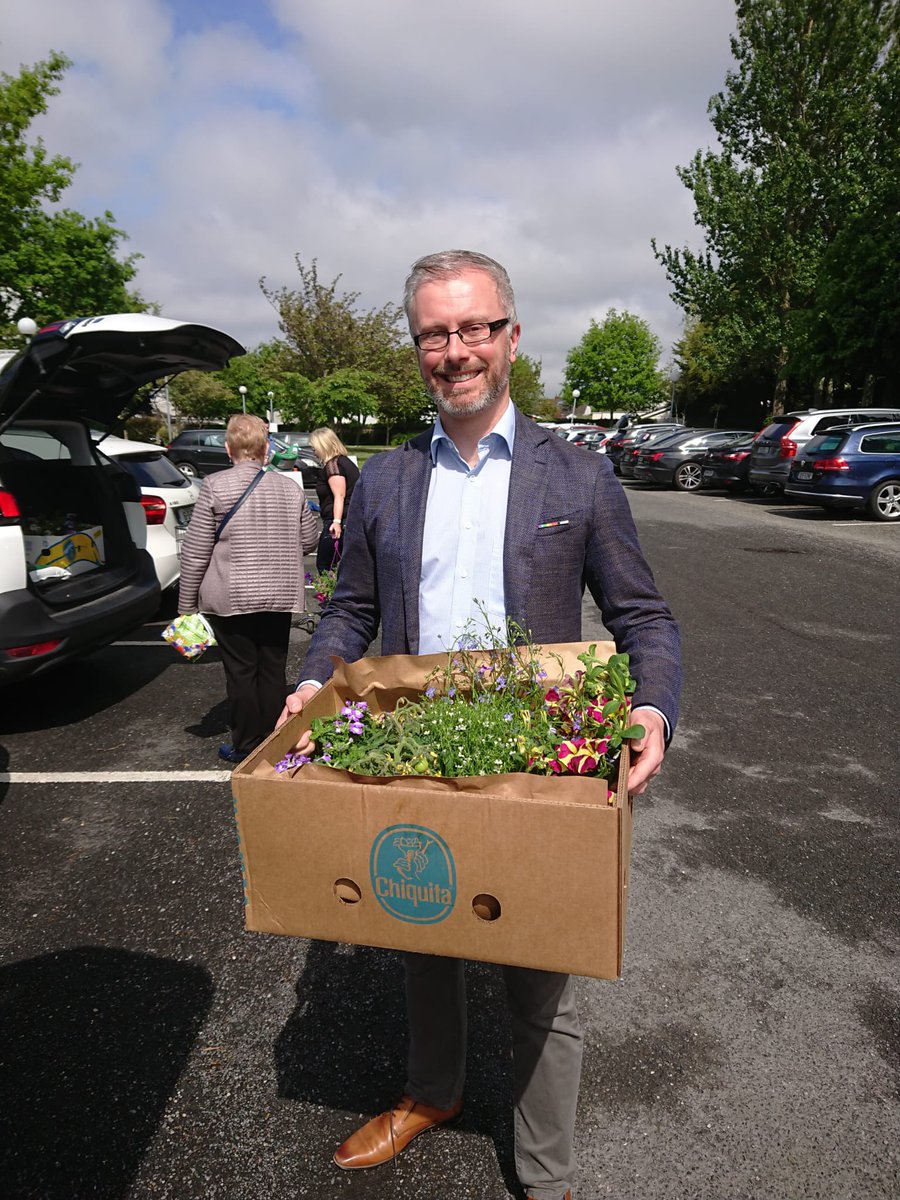 rodericogorman's tweet photo. Fantastic to see the CCC plant sale back up and running. 
Open till 5pm today and tomorrow. @CCCPA2 @CccPlantSale https://t.co/FBGbYia49G