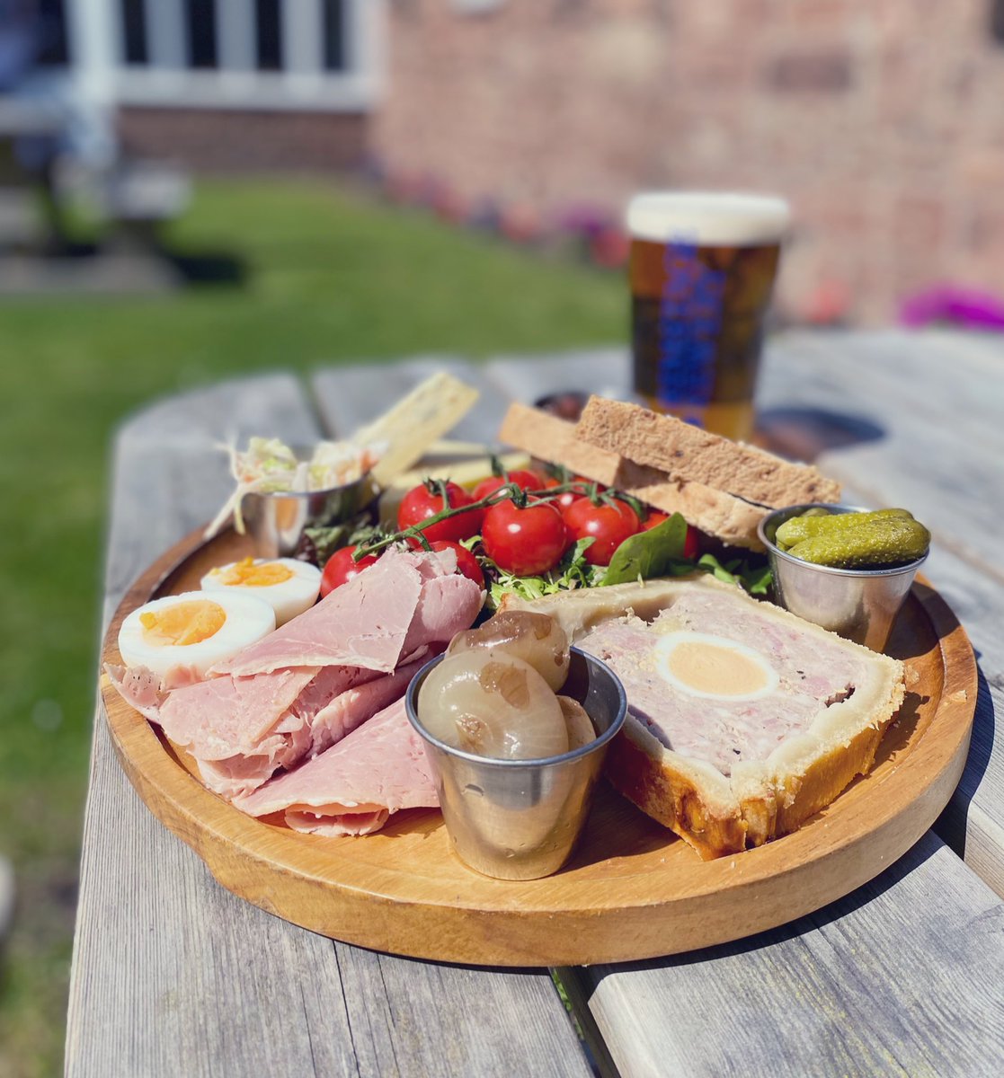 Wheatsheaf Inn tweet media