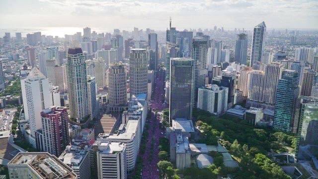 Akiko0019's tweet photo. #MakatiIsPink https://t.co/QhFs04wyvM