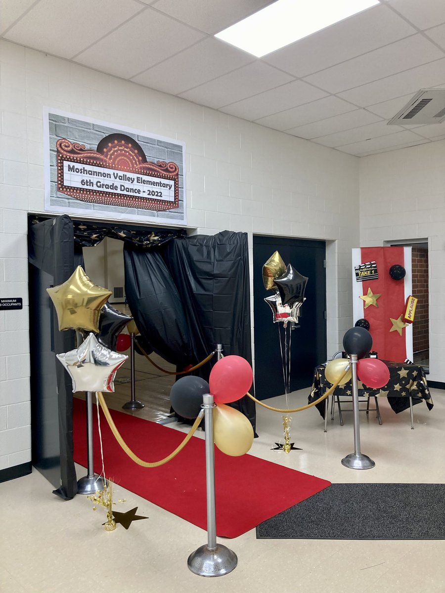laura_mihalko's tweet photo. Hollywood Hit MV!๐ฅ๐ Sixth Grade Dance 2022! #StudentsareourVIPs https://t.co/m1My2xYMLv