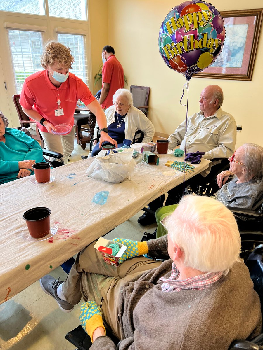 Oaks_NPWoods's tweet photo. Michigan weather continues to keep our gardeners on their toes! Despite rainy weather we have been able to continue to our #CampusInColor journey! #TrilogyLiving #GatheringOfFriends #TrilogyWay https://t.co/uzEE3oUtzb