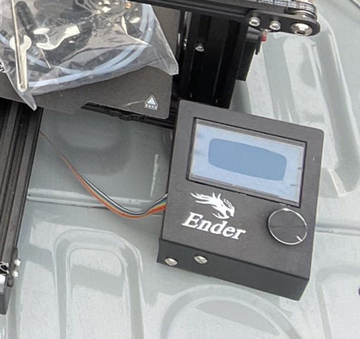 Chuck Hellebuyck tweet media