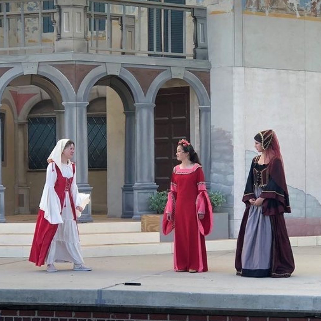 It's opening night for the Bardlings' Romeo &amp; Juliet, playing at 5:30 PM at <a href="/Cascades_Park/">Cascades Park</a>. Break legs! 😎 (Photos by the Ogden family)