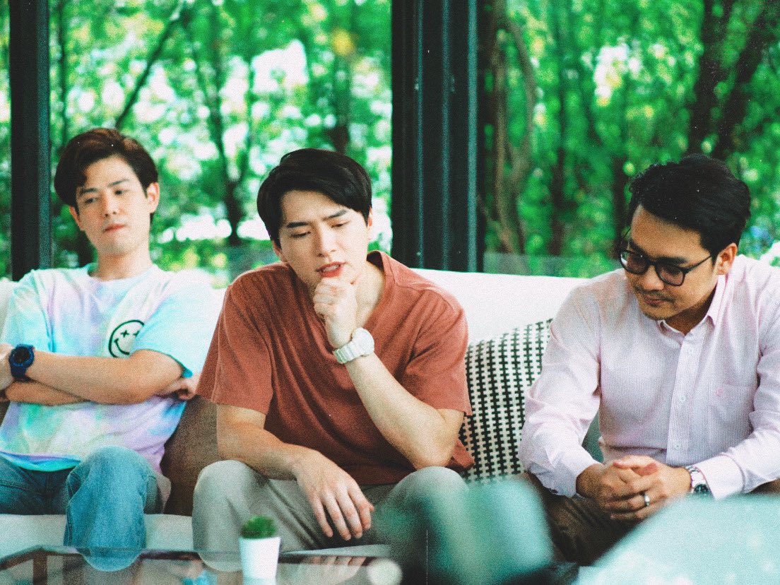 kristfilms's tweet photo. timtop and dad😁 [ #DestinyชีวิตลิขิตเองEP1 #KristPerawat ] https://t.co/rDJYUc1T5p
