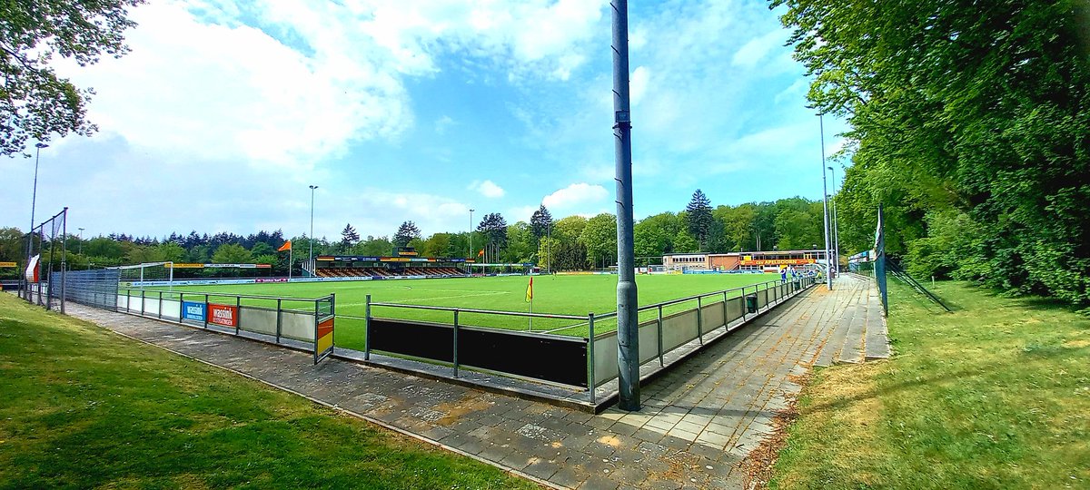 CSV Apeldoorn 2 - DTS '35 Ede 4

#groundhopping #hopping #ground #stadion #sportparkorderbos #tribune #nederland #niederlande #thenetherlands #apeldoorn #veluwe #gelderland #ede #csvapeldoorn #dtsede #dts35ede #reserven #zaterdag #matchday