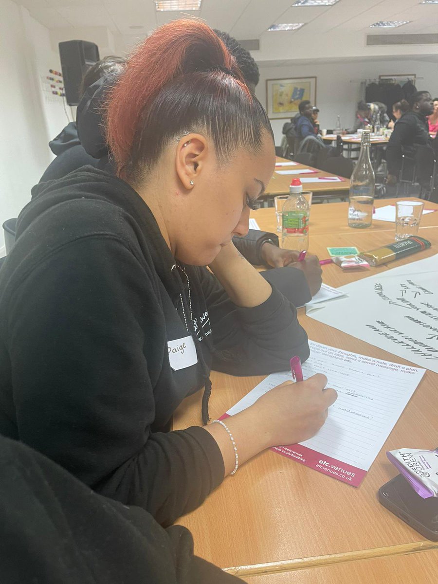 SouthwarkYAs's tweet photo. An amazing opportunity to build inter borough connections and work together on #myends initiatives that will help tackle and address violence as a whole. We are having the best time! 😊 https://t.co/jwEmpRQM6X