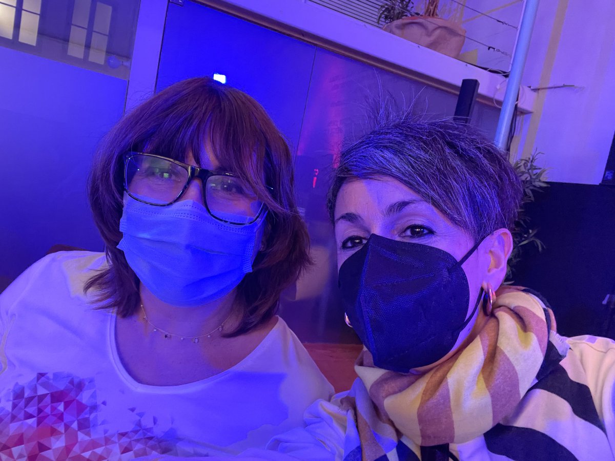 IGOARANBAR's tweet photo. Ciencia de la muy buena en #7EDOSEC.
Y también ilusión al reencontrarme con buena gente como @ConchiNavarroH.
Todo lo mejor siempre por nuestros pacientes con #diabetESP. @redGDPS https://t.co/XgaQy1Zv1r