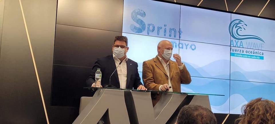 ChusB64's tweet photo. #SprintAXA ayer en Madrid con cierre de @MarRomero como directora Distribución AXA España. La corriente más fuerte, la del equipo!!!. "La Vida en AXA" https://t.co/HvoHrQRTF2