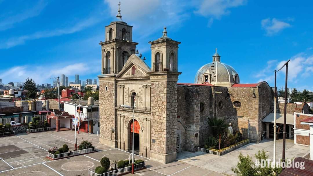 ✝️"Parroquia de San Mateo Apostol" ✝️

El.corazón del Pueblo Originario San Mateo Tlaltenango, Cuajimalpa CDMX. 

Construida en el año de 1573. 

¿Que recuerdos tienes de ella? 
Comparte tus fotos 📸
@AlcCuajimalpa 
<a href="/AdrianRubalcava/">Adrián Rubalcava</a>