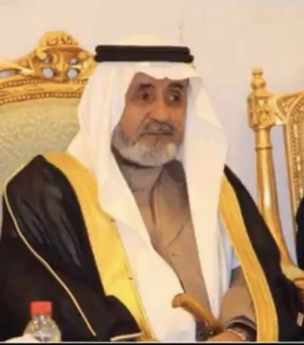 PhotoAlMnabha's tweet photo. سعود خلف العرفج الحسيني، أشتهر بالكرم والحميا دون ربعه واقاربة، حيث أنه فتح مجلسه لعامة المنابهة وعنزه عموم، صفاته ومكارمة لا تحصى ولا تكتب رحمة الله. https://t.co/hQ0qkUIrnG