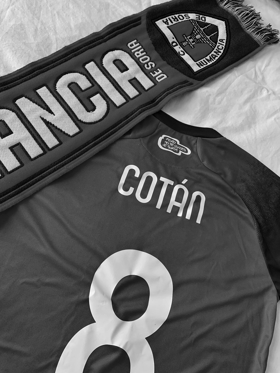 pilialvarez96's tweet photo. Preparadxs para mañana💪🏼 @cotan95 
#vamosnumancia ❤️💙 https://t.co/aHIYn1WsM3
