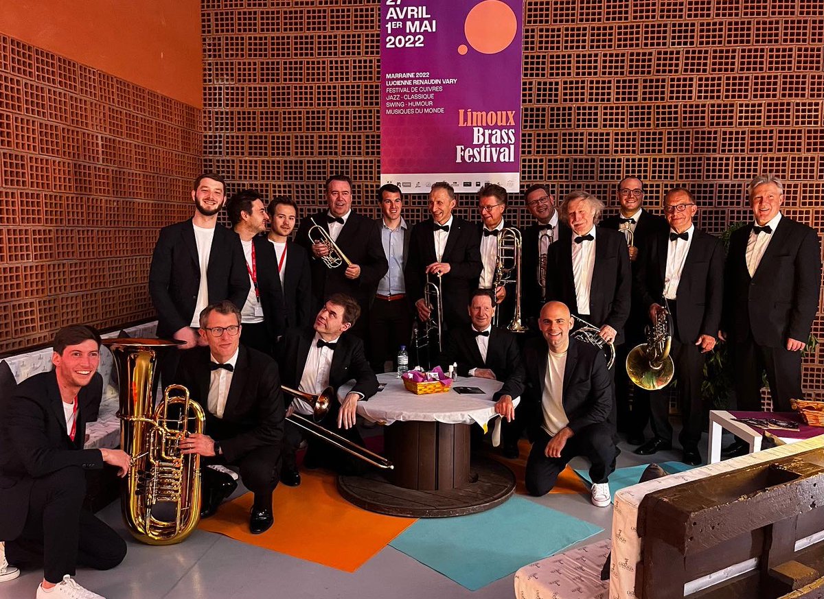 LocalBrassParis's tweet photo. Photo souvenir de notre concert partagé avec le @German_Brass au @LimouxBrass festival 🤩#cdcmecenat @caissedesdepots https://t.co/DsbEeK0How