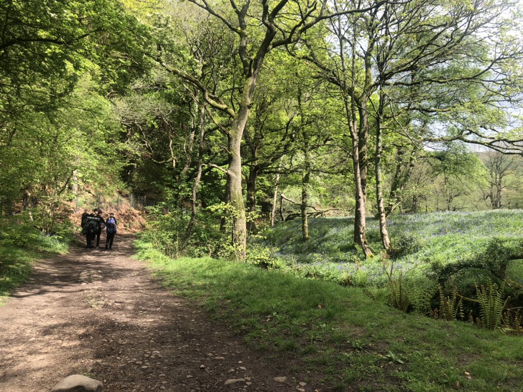 mrsshahmaths's tweet image. Out with @DofE_AA and @sporting_nrg for Bronze D of E. Students are holding up well and are now on a well earned lunch break! 😋 #educationwithcharacter