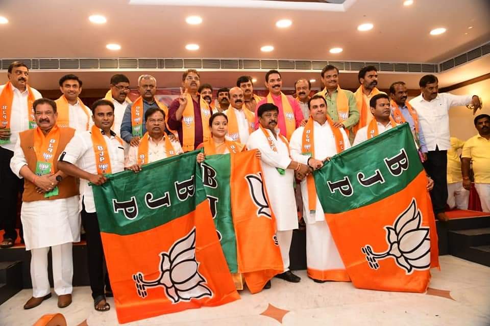 PMadhwaraj's tweet photo. 🇮🇳🙏 https://t.co/2cHVATTSni
