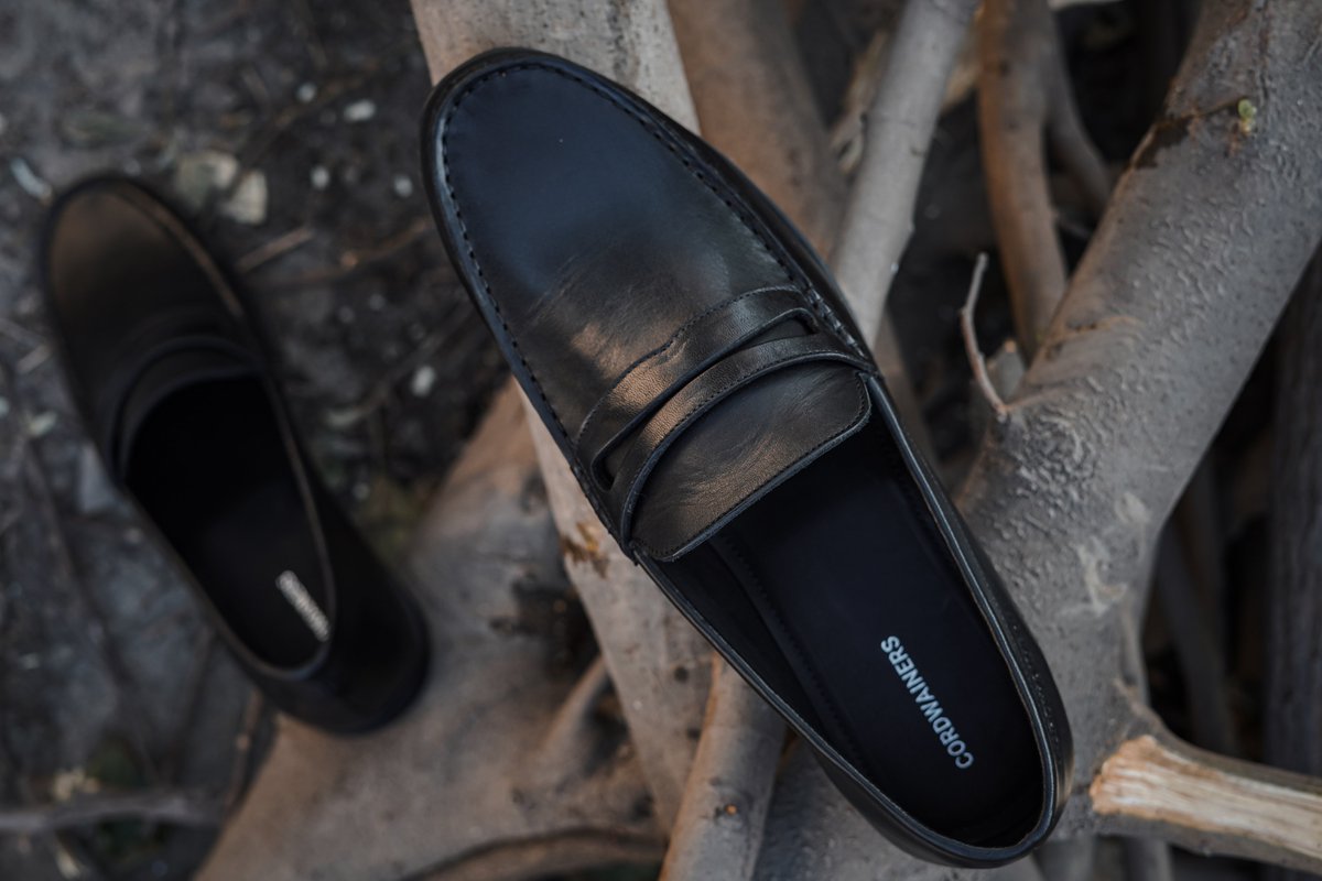 cordwainers_'s tweet photo. It's always the Right time for Loafers
Shop now at https://t.co/cImAIdKdFK
#loafers #pennyloafers #lifestyle #classic #black #dressdown https://t.co/ofGDY0MLpp