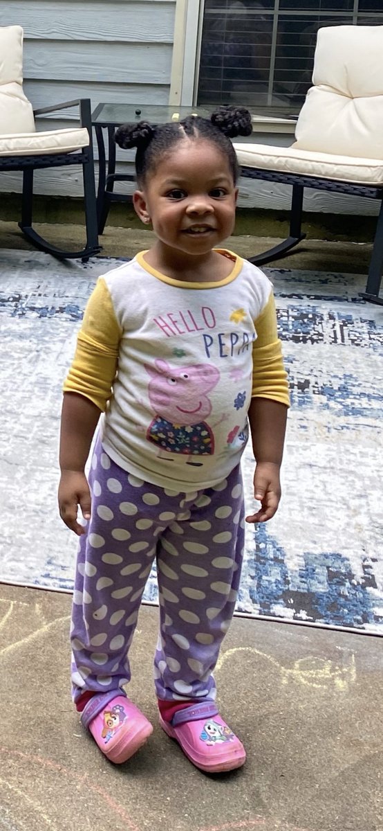 RayShad27's tweet photo. Happy Birthday Parker! #ThreeSixtyFive #ChillyWaters #BigSteppa #LilBigSister #LilDeb #ParkerTurnsThree 😍😍😍😍 https://t.co/wkSNIMlm42
