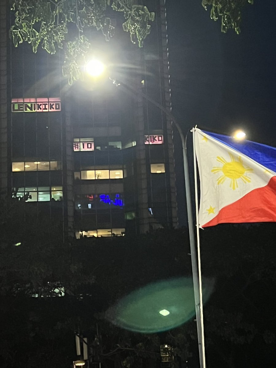 Mother_Tracy's tweet image. #MakatiIsPink 
#10RobredoForPresident  
#7PangilinanVicePresident
#LeniKikoAllTheWay