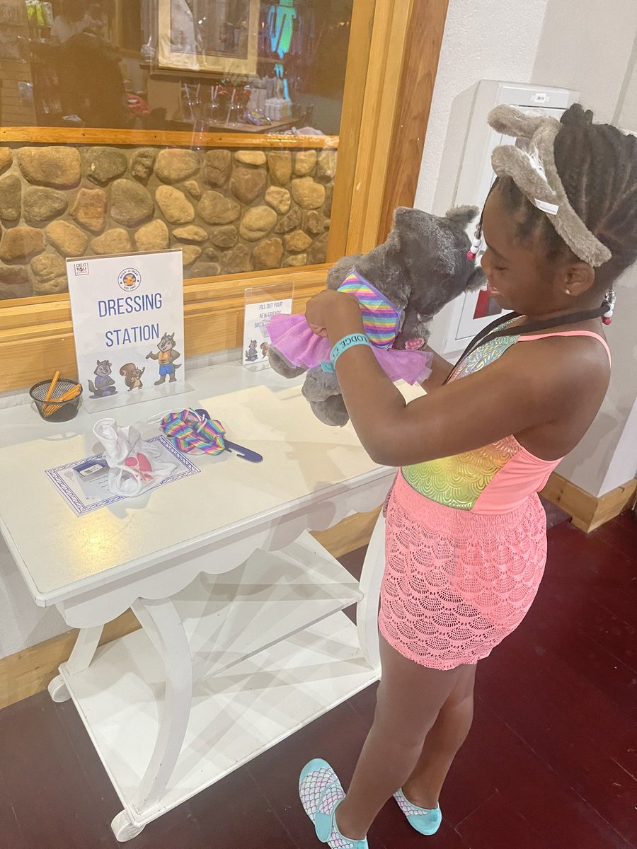 GRATEFUL for my GR8 year old daughter!!!! Now let’s make GR8 memories at GR8 Wolf Lodge!!!! <a href="/GreatWolfLodge/">Great Wolf Lodge</a>
