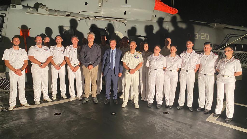 ItalyinKenya's tweet photo. Ambassador of 🇮🇹 Pieri on the @ItalianNavy Ship #Bergamini at Port Victoria 🇸🇨, flagship of the #counterpiracy #OpATALANTA, with Rear Admiral Bondi and Vice Admiral Torrente. Proud of the 🇮🇹 engagement in the EU Operation to address maritime threats.
#noisiamolamarina #eunavfor https://t.co/X2hAH1iatL