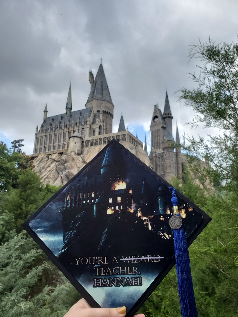 mccraysminions's tweet photo. It's graduation day! So thankful for every step on my journey as a Knight!! https://t.co/5x4hwbQhkv