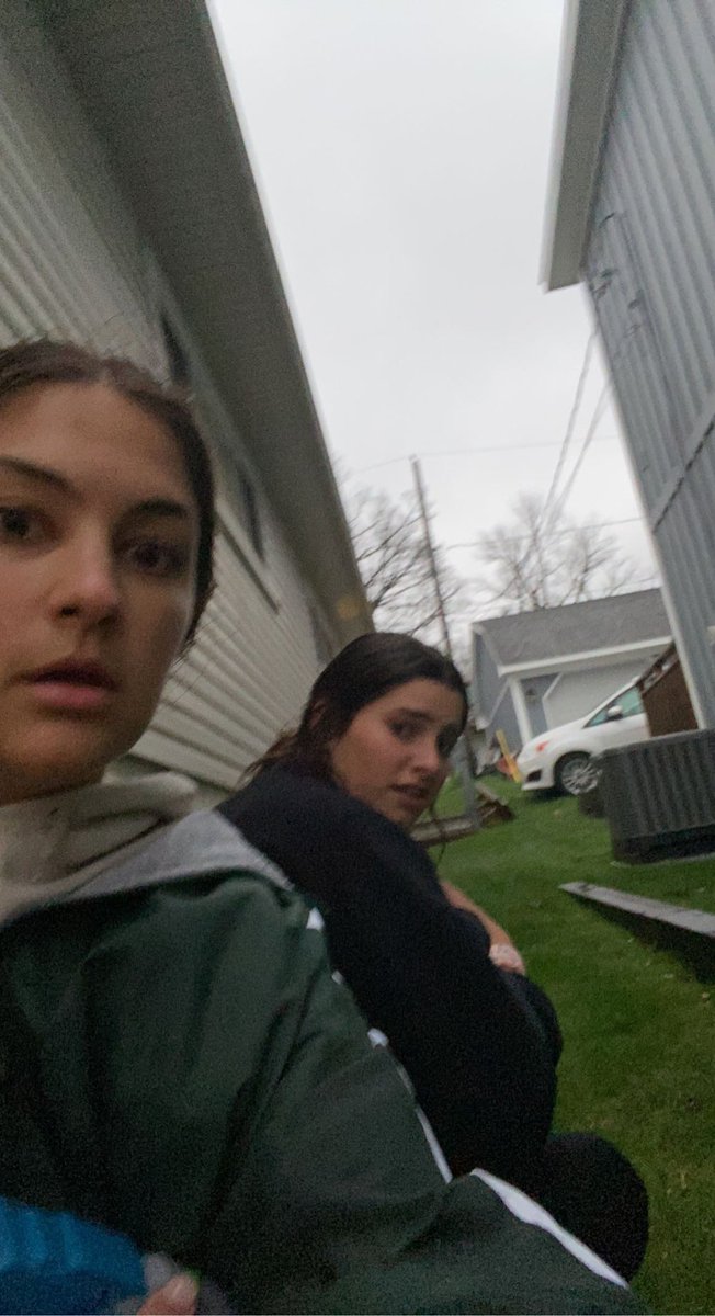hydrobitches22's tweet photo. week 1 recap‼️
outstanding effort by all team members, could not be more proud. a final score of 2-0, putting Casa Amigos out for the count. enjoy the photo dump, while we prepare for week 2. as kat would say week 1 went out with a “bang bang bang bang” #hydrobitches https://t.co/a9T1SVKbeF