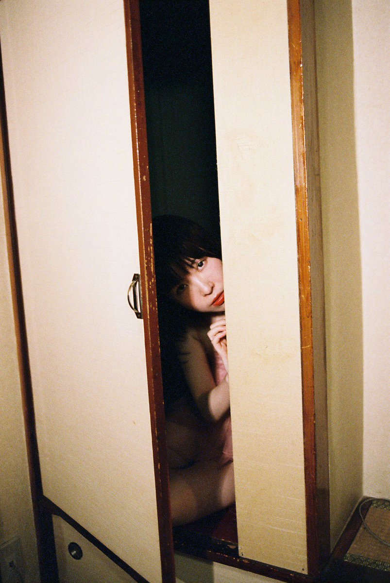 mark_photo_k's tweet photo. もう不倫じゃない。隠れなくて良いんだよ。
model:青井深琴さん[@aoi_mikoto_]
#ポートレート 
#portrait 
#被写体募集 
#PENTAX 
#ペンタックス 
#MZ_S 
#SUPERIAVenus800 https://t.co/2XyLcaIt4H