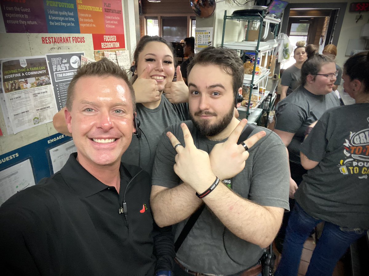 Focused recognition is key to foster our great culture! So proud of our teammates here in Wylie TX 0991!  @mk00625 <a href="/Chilis/">Chili's Grill & Bar</a> <a href="/queenpalpal/">Lisa Willingham</a> <a href="/colton_balch/">Colton Balch</a>