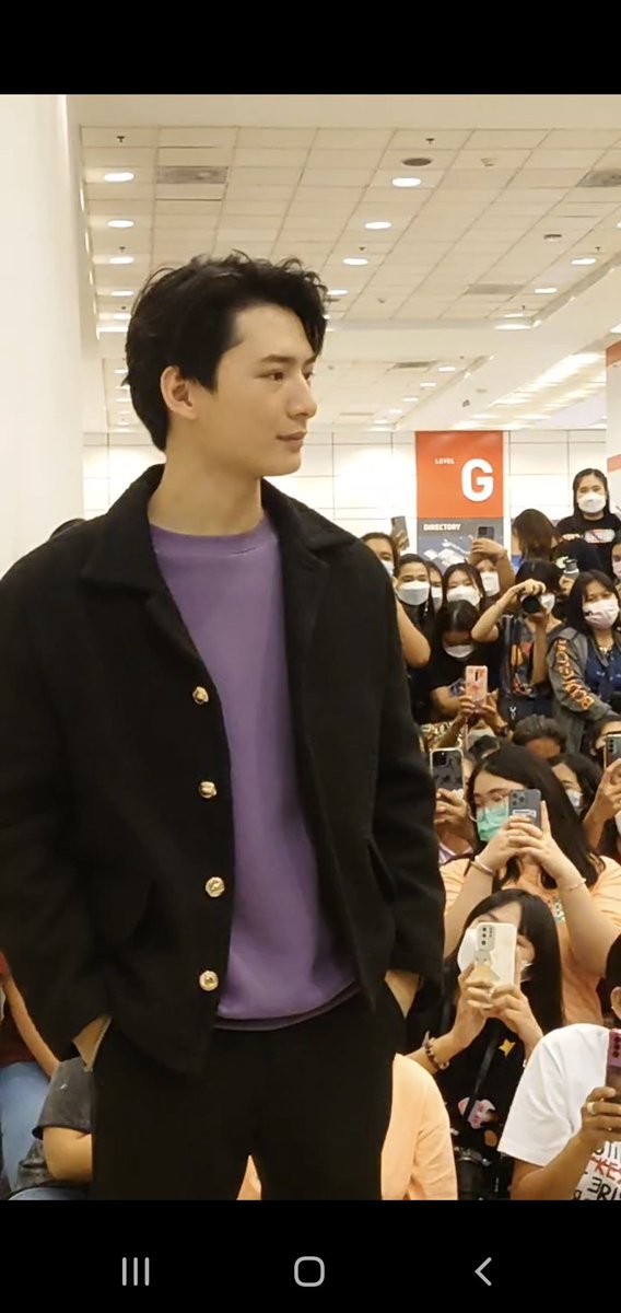 Inlove_NoRitz's tweet photo. ตอนรวมพล น่ารักอ่ะ
😍
#WhiskasxKrist
#KristPerawat https://t.co/V16bgnPnL9