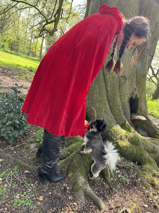 MUMMY! Why are you working, you are meant to be playing with me 😤 https://t.co/NUFw1g5ZSZ