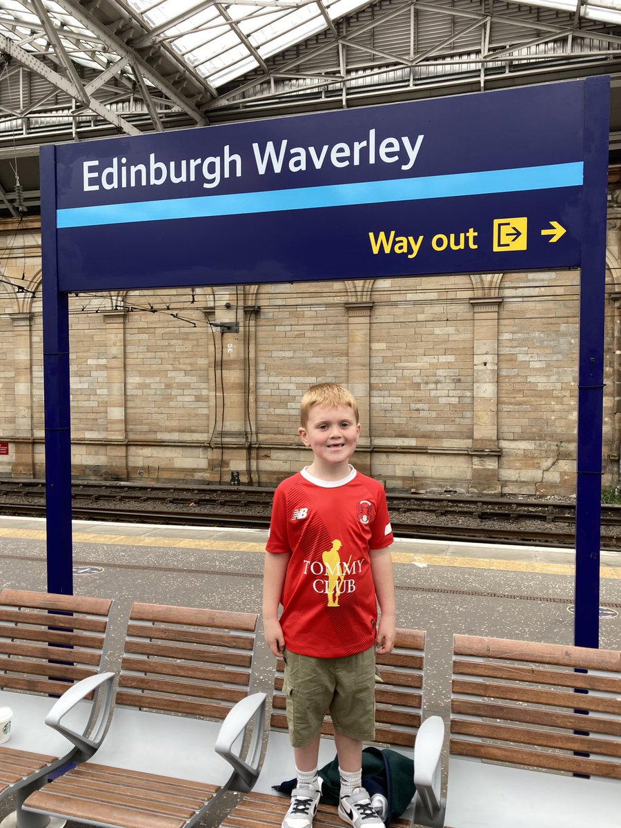 Boatzy's tweet photo. ⚽️ We’re on our Way 🚂

😀 Looking forward to getting back to @BreyerGStadium @leytonorientfc  soon. 

#LOFC #OrientLive @LOFCLive https://t.co/iWpytsyZ4O